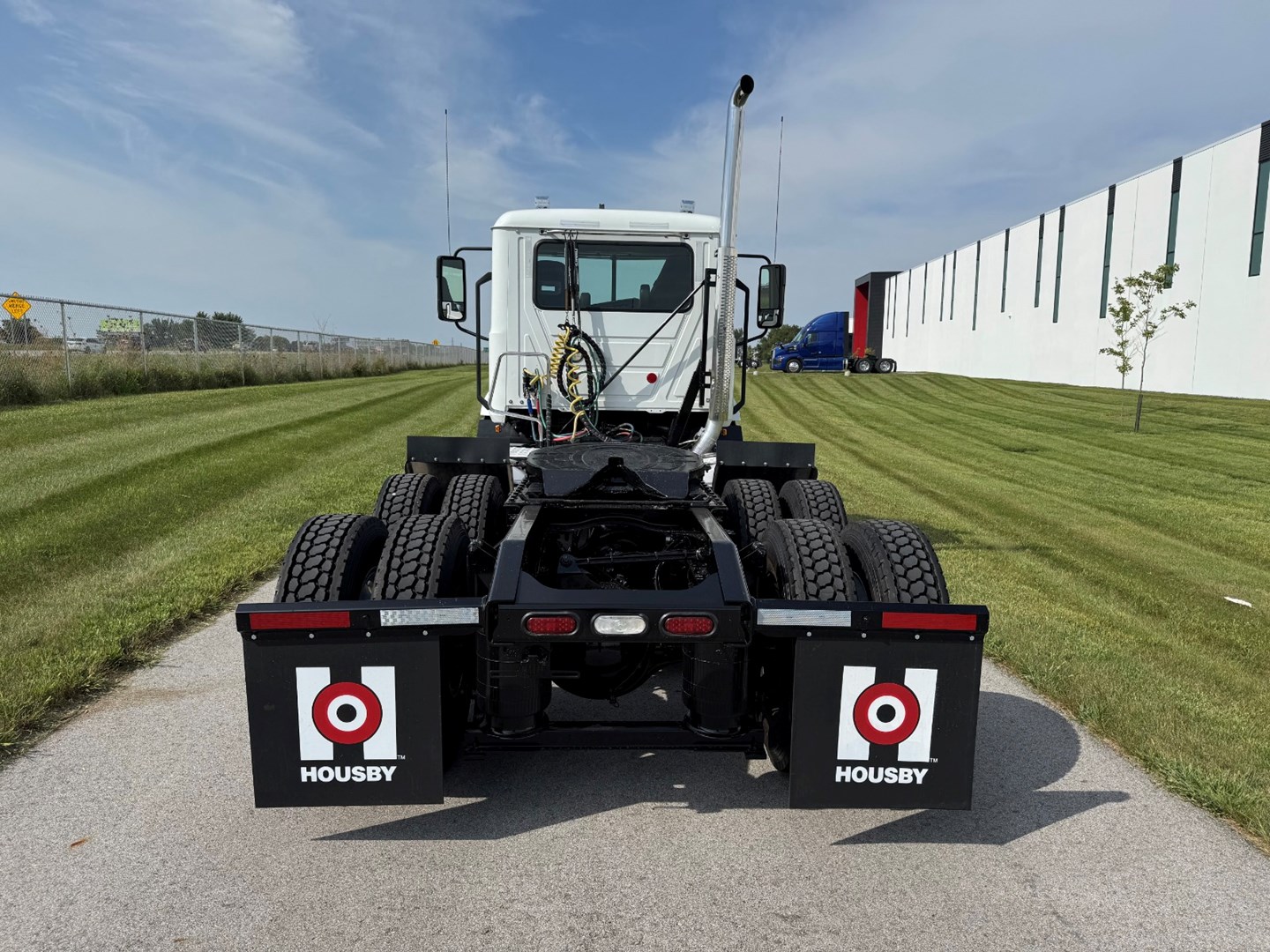 2022 Mack Anthem in Carroll, IA — photo 5